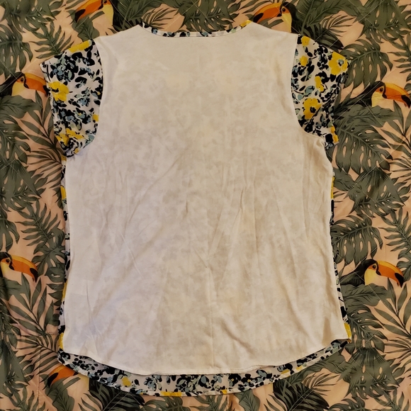 Van Heusen Top - Picture 3 of 3